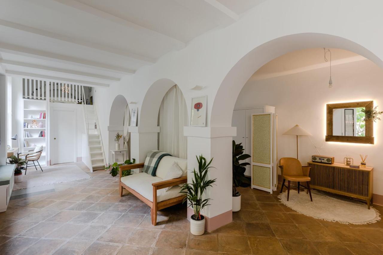 The Secret Loft Garden Apartment Rom