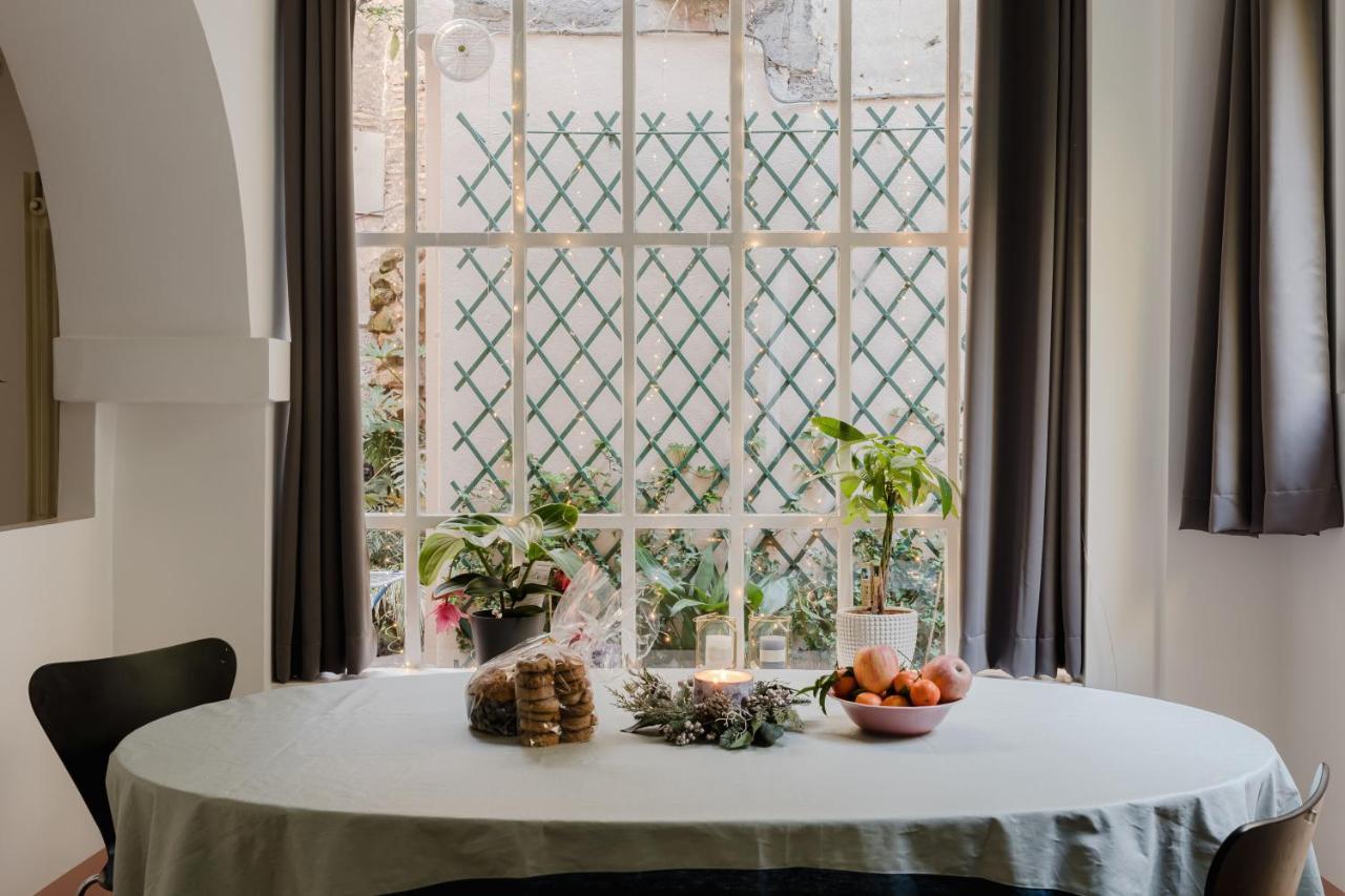 The Secret Loft Garden Rom